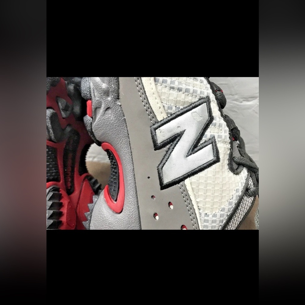 Excellent Made in USA New Balance 608 Men's 10D Sneakers All Terrain Gray Mesh - Picture 10 of 16